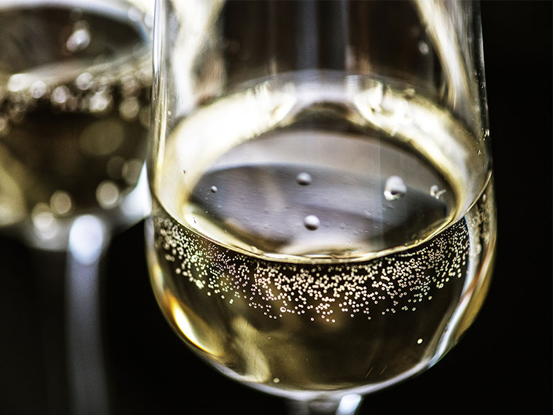 Prosecco-Glaeser-3974342-PB-rawpixel