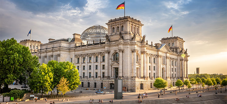 Bundestag-219776591-AS-frank-peters