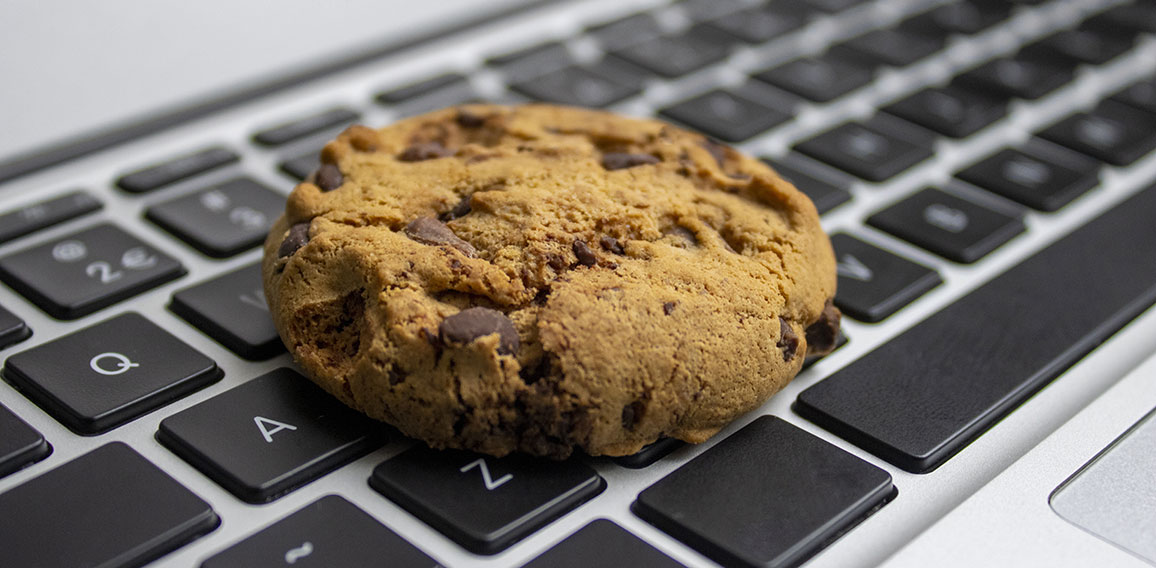 Cookie on the keyboard