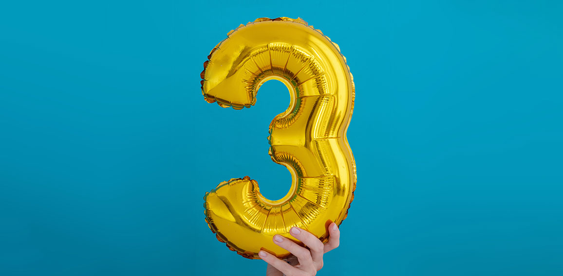 Gold foil number 3 three celebration balloon