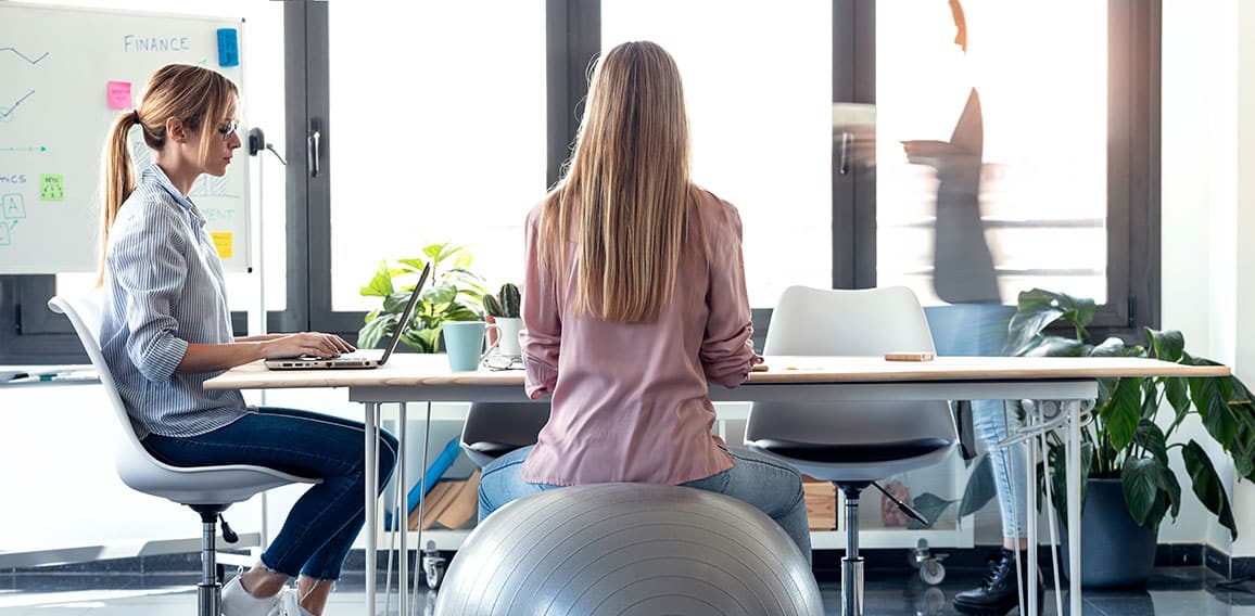 Business young entrepreneur women working in the coworking space