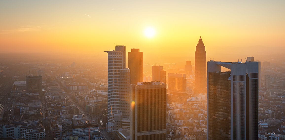 Frankfurt-Sonnenaufgang-210531549-AS-tichr