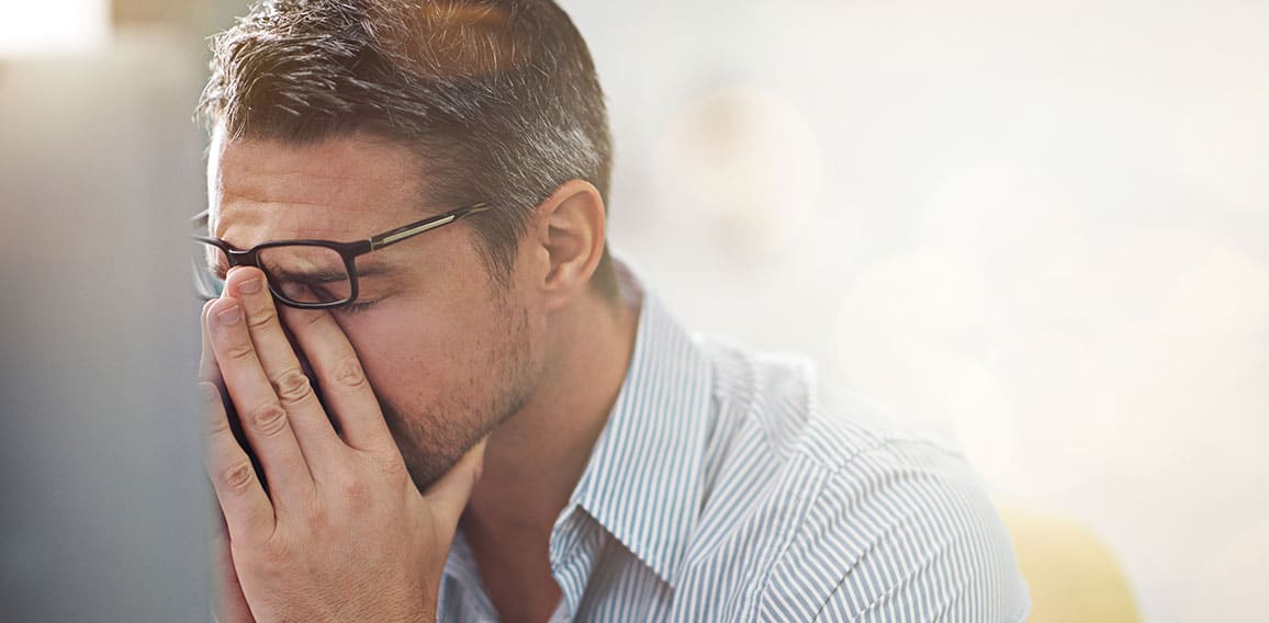 Computer, stress burnout or business man with anxiety from bad investment, stock market crash or financial crisis mockup. Problem, headache or crypto trader with forex, bitcoin or NFT trading mistake