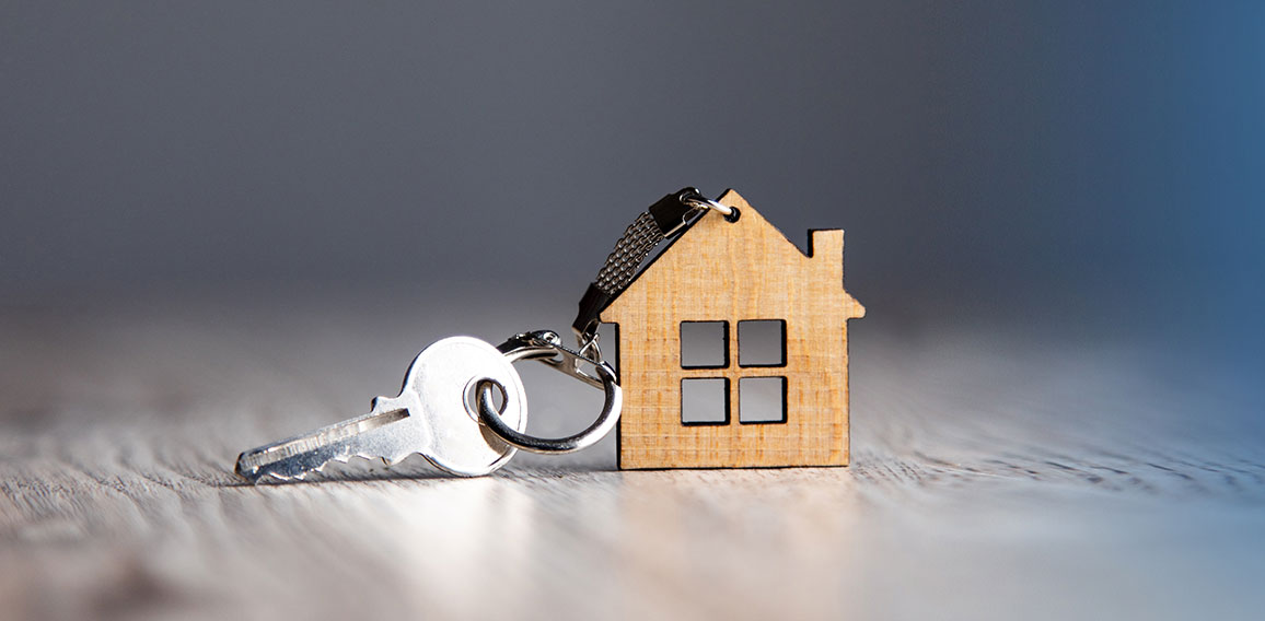 house model and house key