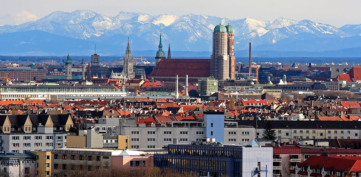 Munich with view of the alps