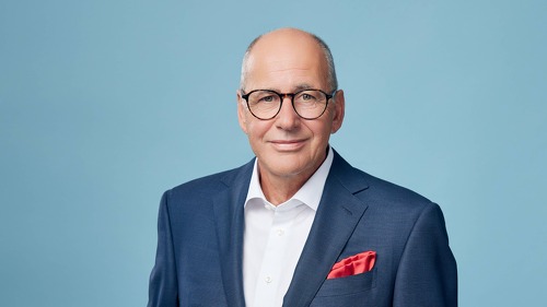 Debeka-Vorstandsvorsitzender Thomas Brahm freut sich sehr über die Auszeichnung als Arbeitgeber des Jahres 2026.