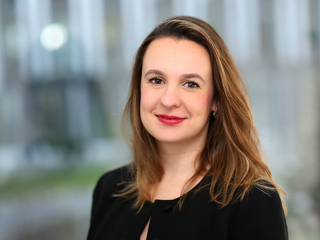 Alina Sucker, Product Head Art & Private Clients