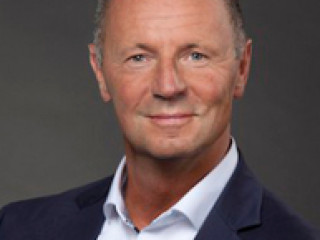 Prof. Rüdiger von Nitzsch ist Professor für
Entscheidungsforschung und Finanzdienstleistungen an der RWTH Aachen University.